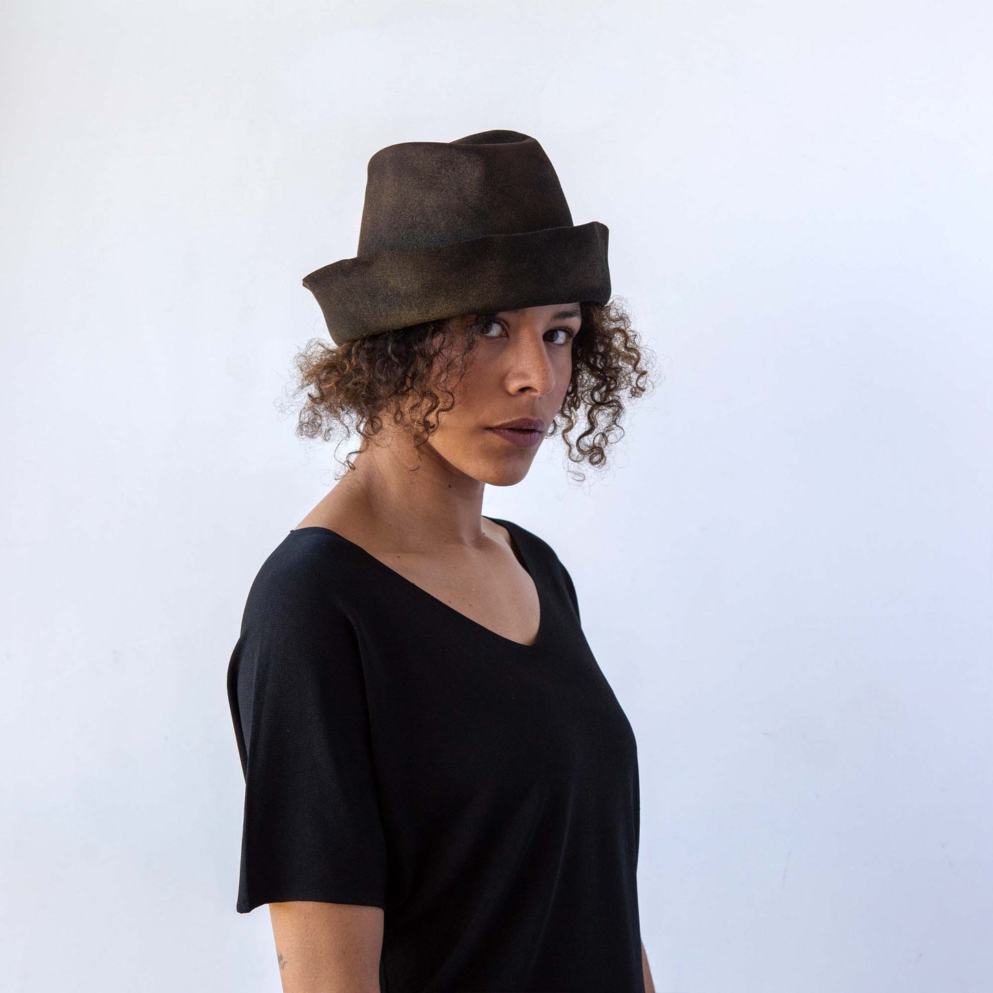 Artista Lapin Brown&Gold